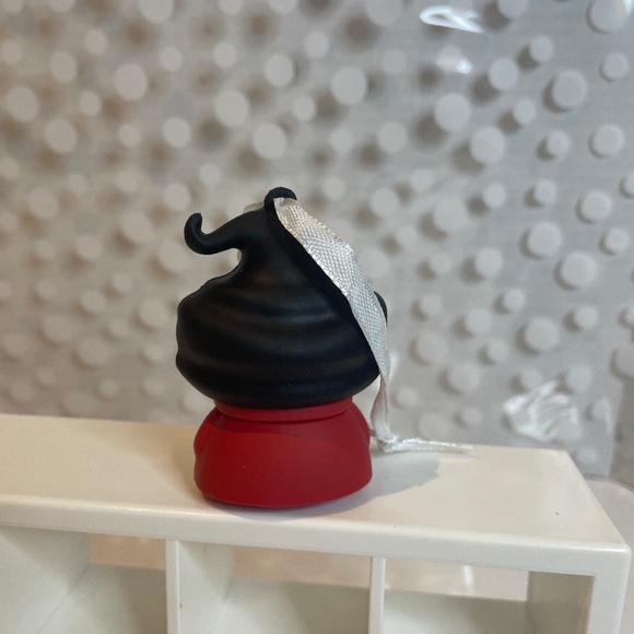 Hallmark Better Together Disney 🧙♀️Hocus Pocus ornaments - Picture 10 of 11